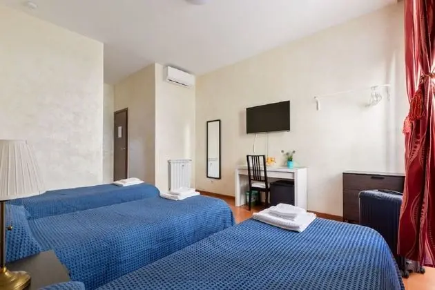 Economy Üç Kişilik Oda