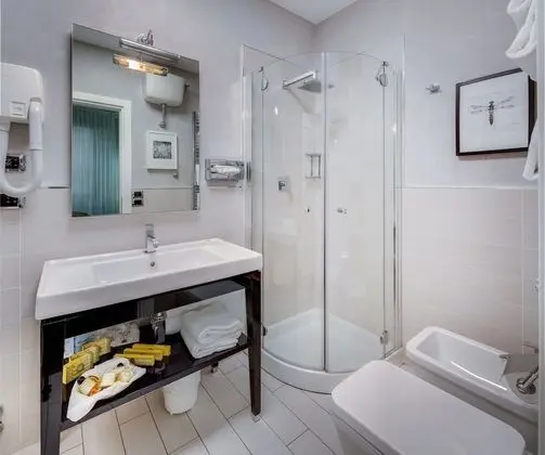 Classic Dört Kişilik Oda