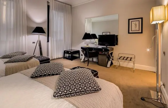 Classic Dört Kişilik Oda