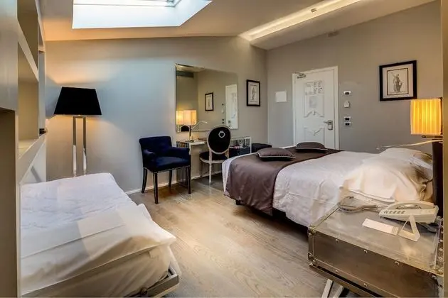 Classic Üç Kişilik Oda