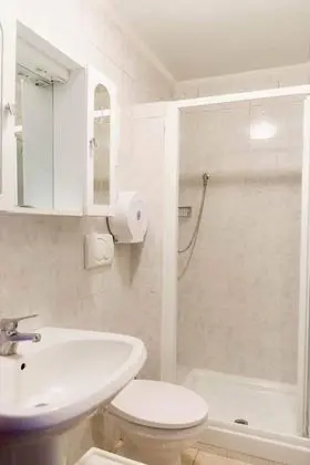 Tek Büyük veya İki Ayrı Yataklı Oda