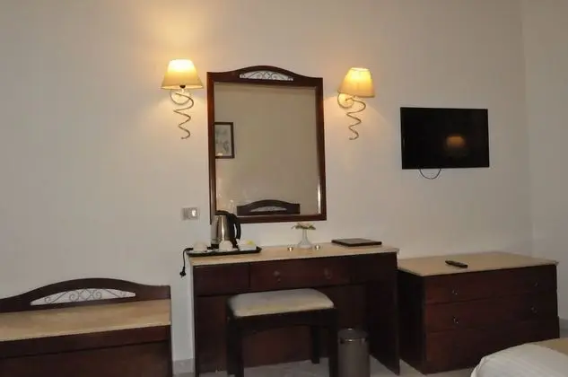 Standard Üç Kişilik Oda
