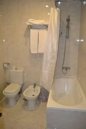 Standard Üç Kişilik Oda