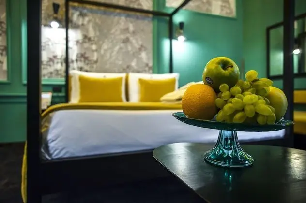 Deluxe Tek Büyük Yataklı Oda