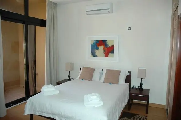 Luxury Oda