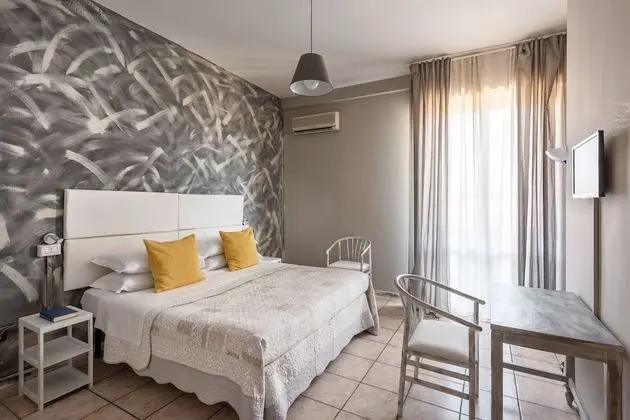 Tek Büyük veya İki Ayrı Yataklı Oda