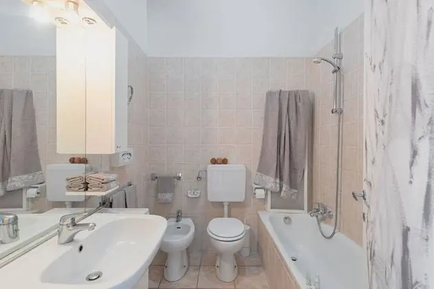 Tek Büyük veya İki Ayrı Yataklı Oda