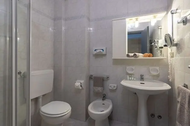 Tek Büyük veya İki Ayrı Yataklı Oda