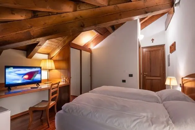 Comfort Tek Büyük Yataklı Oda