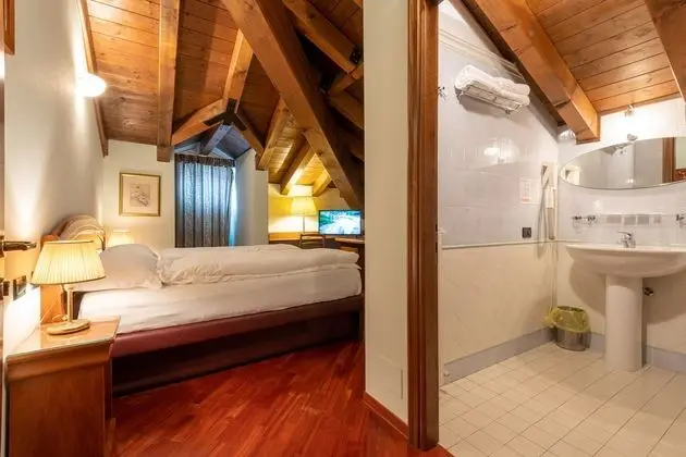 Comfort Tek Büyük Yataklı Oda