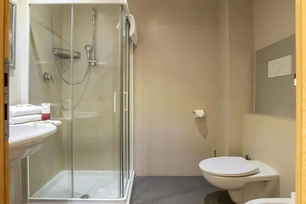 Tek Büyük veya İki Ayrı Yataklı Oda (Smart)