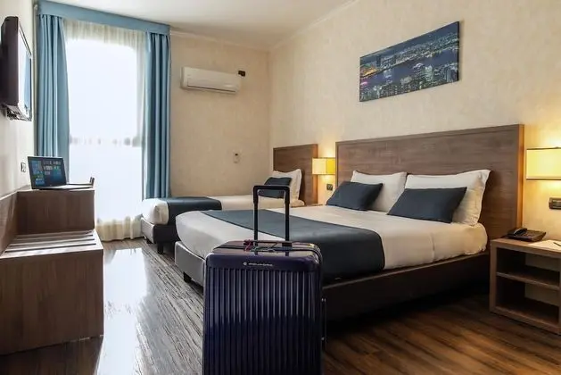 Üç Kişilik Oda (Smart)