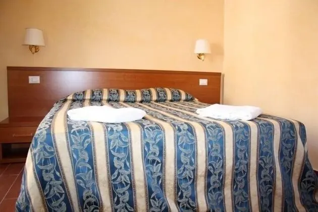 Standard Tek Büyük veya İki Ayrı Yataklı Oda, Özel Banyo