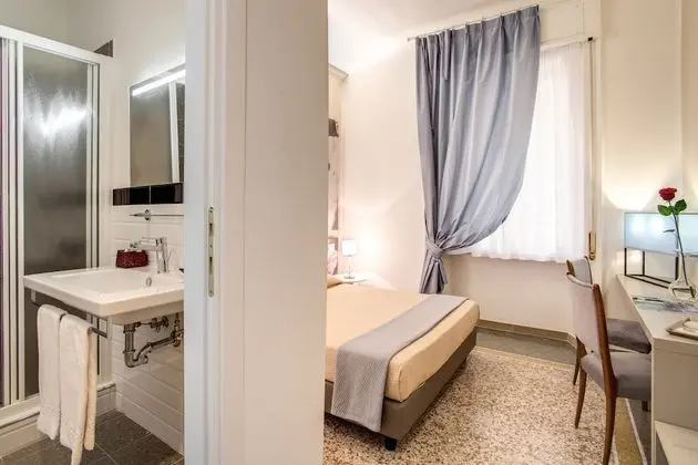 Tek Büyük Yataklı Oda