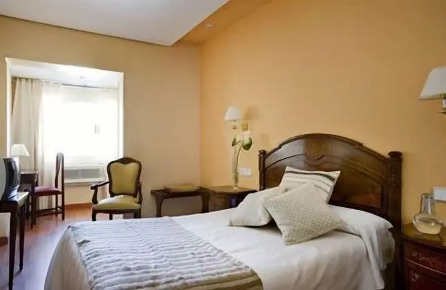 Tek Büyük veya İki Ayrı Yataklı Oda