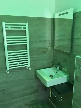 Junior Süit, Jakuzi