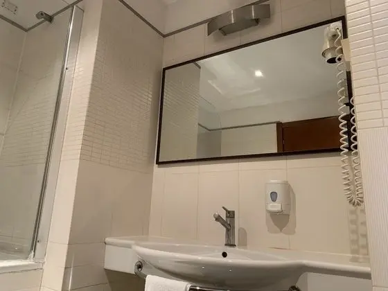 Deluxe Dört Kişilik Oda