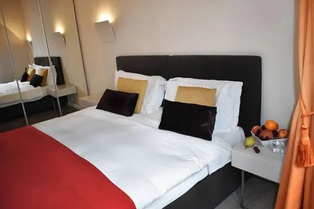 Standard Tek Büyük veya İki Ayrı Yataklı Oda, Özel Banyo