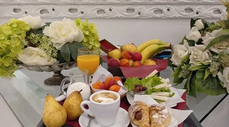 Classic Tek Büyük Yataklı Oda