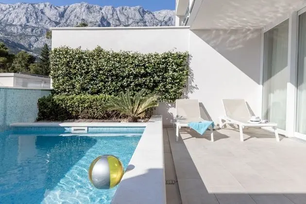 Junior Süit, Dağ Manzaralı