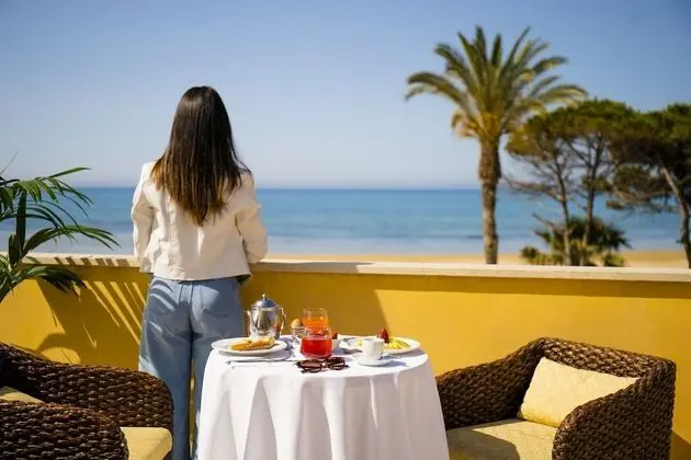 Terrace Triple Room