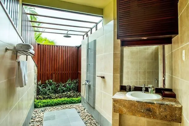Beachfront Pool Villa