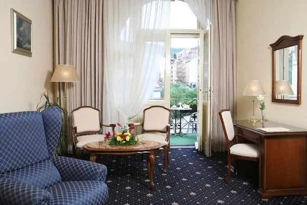 Deluxe Tek Büyük Yataklı Oda, Balkon, Şehir Manzaralı