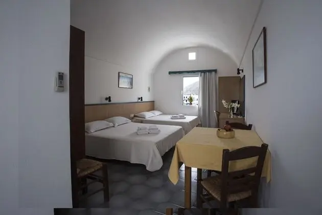 Dört Kişilik Oda, Deniz Manzaralı