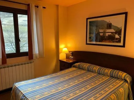 Tek Büyük veya İki Ayrı Yataklı Oda