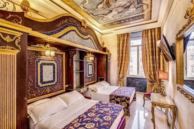 Classic Oda, 2 Büyük (Queen) Boy Yatak