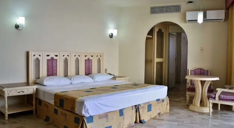 1 Çift ​​kişilik Yatak King Size Bed