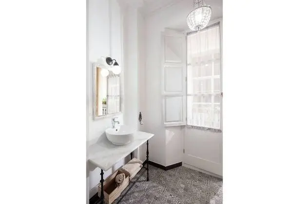 Romantic Stüdyo (II)