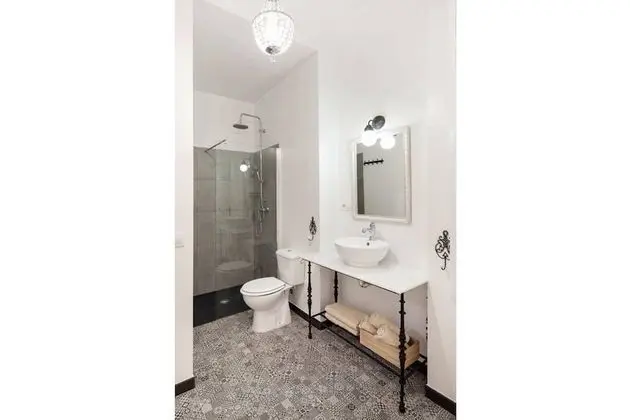 Romantic Stüdyo (II)