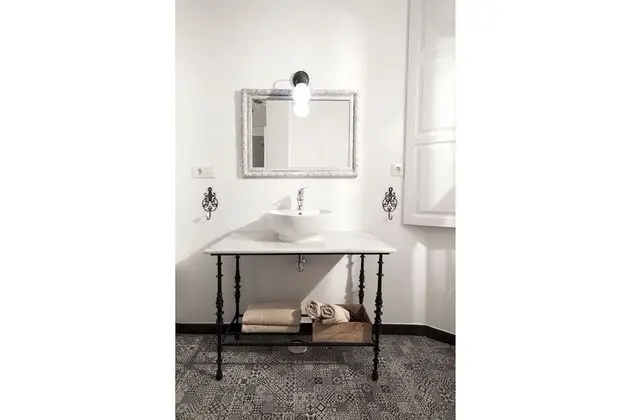 Romantic Stüdyo (III)