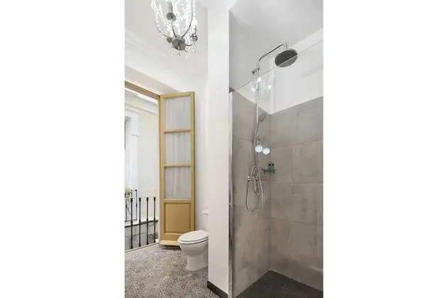 Romantic Stüdyo (III)