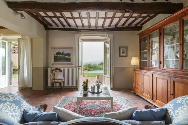 Villa, Sigara İçilebilir