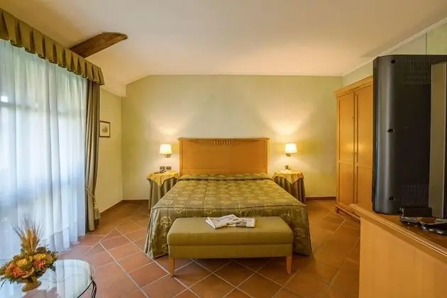 Classic Üç Kişilik Oda