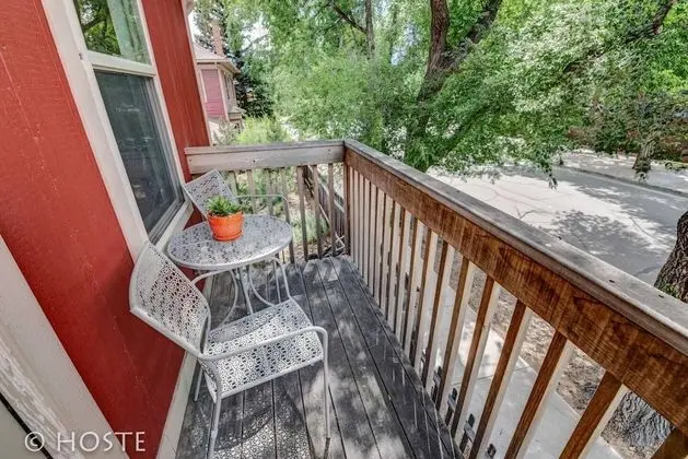 Ev (1 Bedroom)