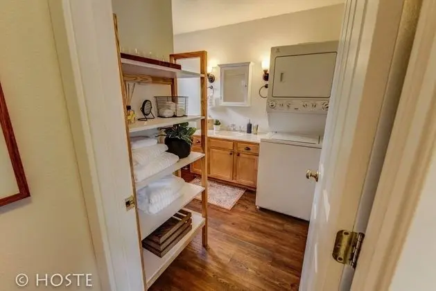 Ev (1 Bedroom)