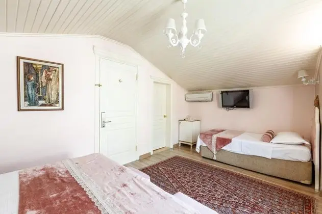 Triple, Şehir Manzaralı