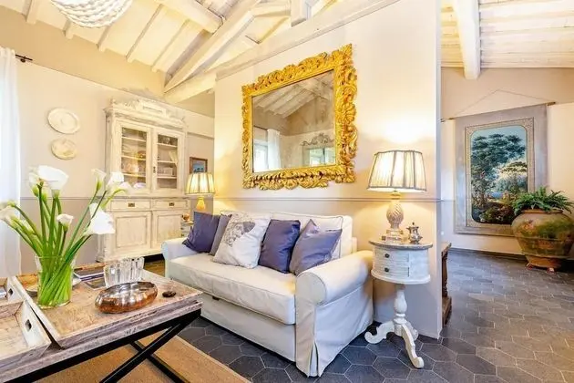 Villa, Sigara İçilebilir