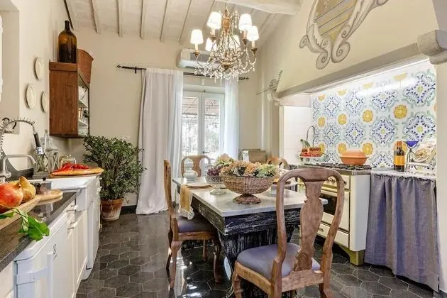 Villa, Sigara İçilebilir