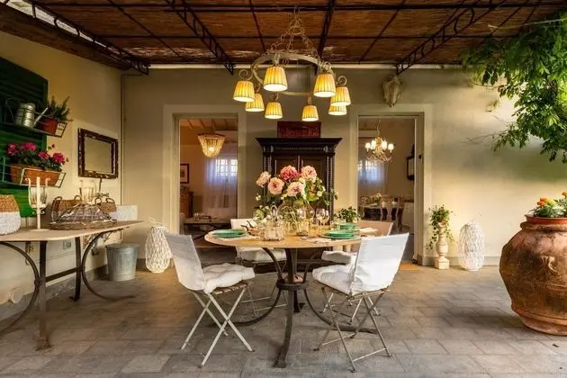 Villa, Sigara İçilebilir