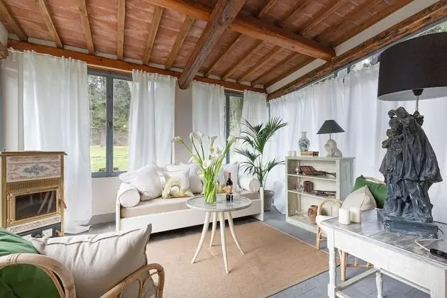 Villa, Sigara İçilebilir