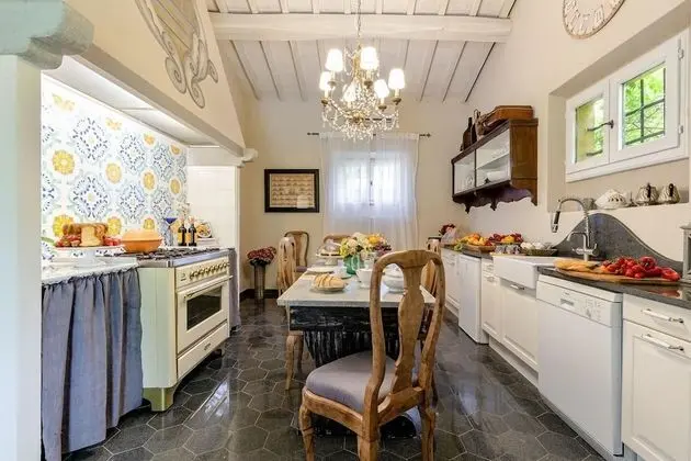 Villa, Sigara İçilebilir