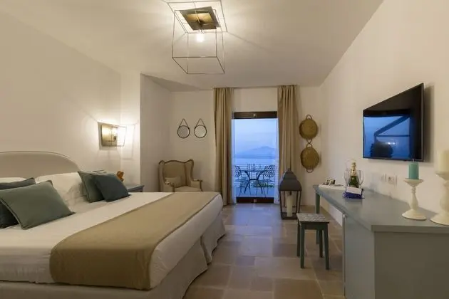 Deluxe Tek Büyük veya İki Ayrı Yataklı Oda, Deniz Manzaralı
