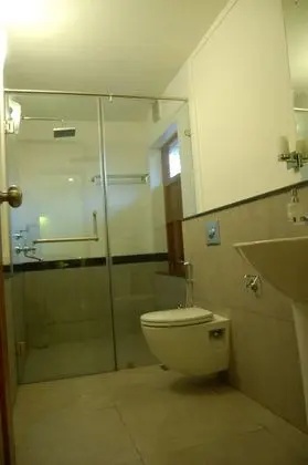 Deluxe Büyük Yataklı Tek Kişilik Oda, 1 Çift Kişilik Yatak, Sigara İçilmez