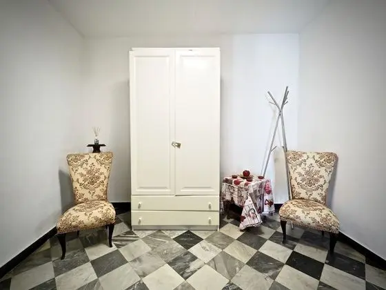 Romantic Süit, Şehir Manzaralı