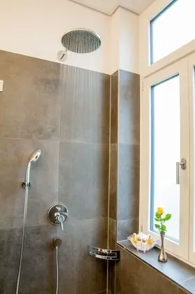 Tek Büyük Yataklı Oda, Göl Manzaralı