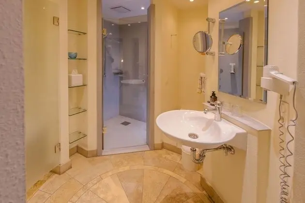 Comfort Tek Büyük Yataklı Oda, 1 Çift Kişilik Yatak